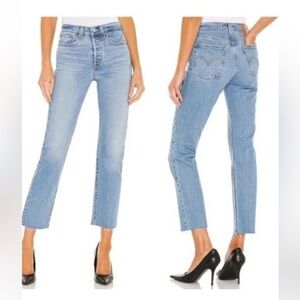 Woman’s Light Blue “Mom” Jeans